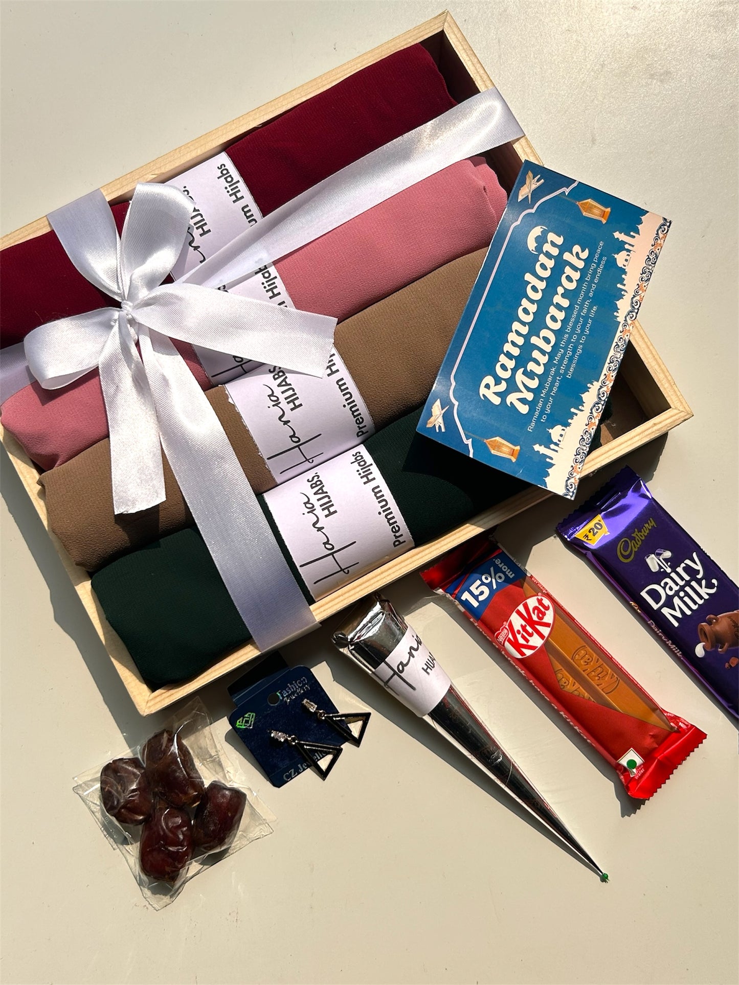 Cute Hijab Hamper