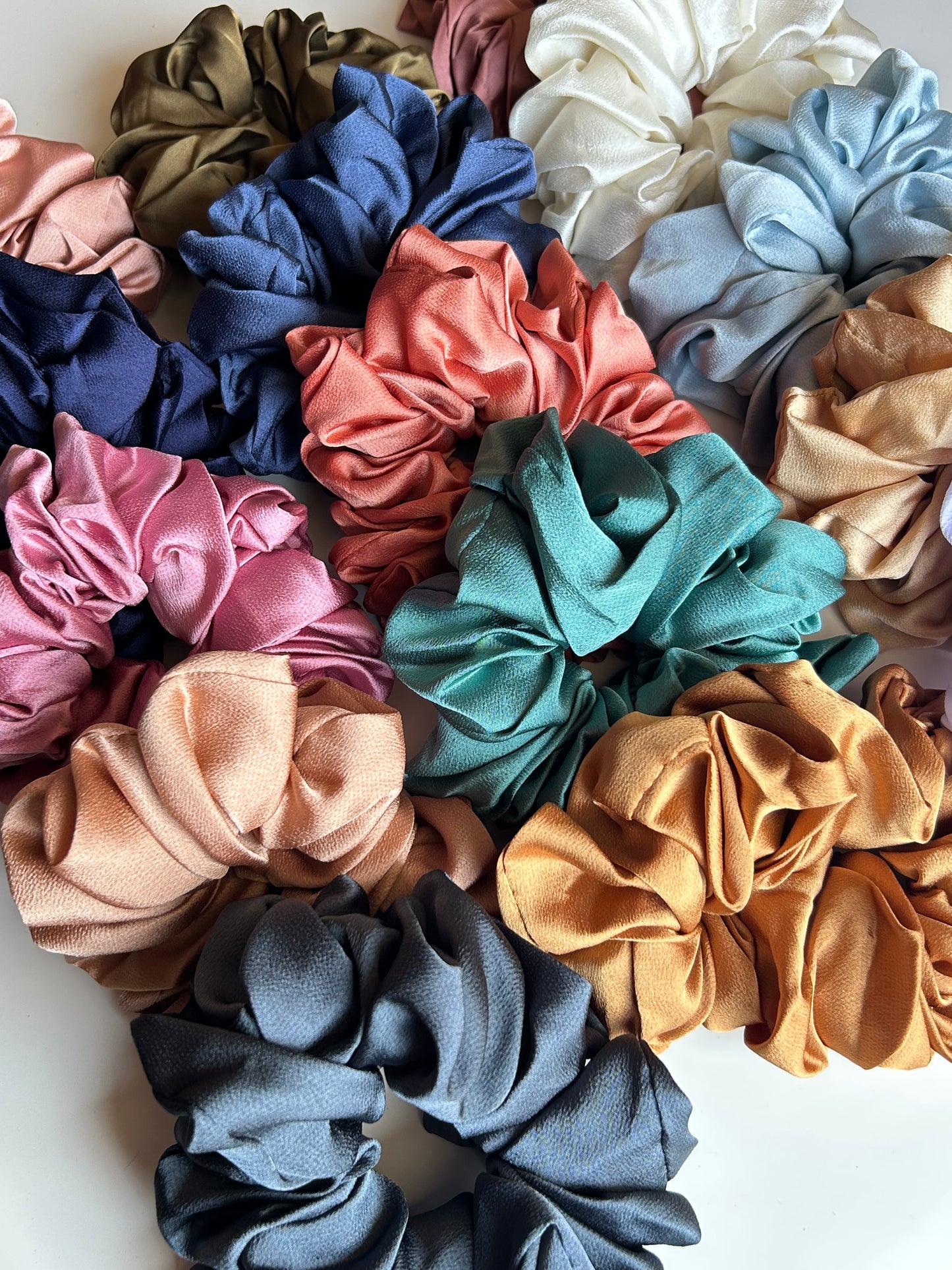 Hijab Volumizing Scrunchies (XXL SIZE)